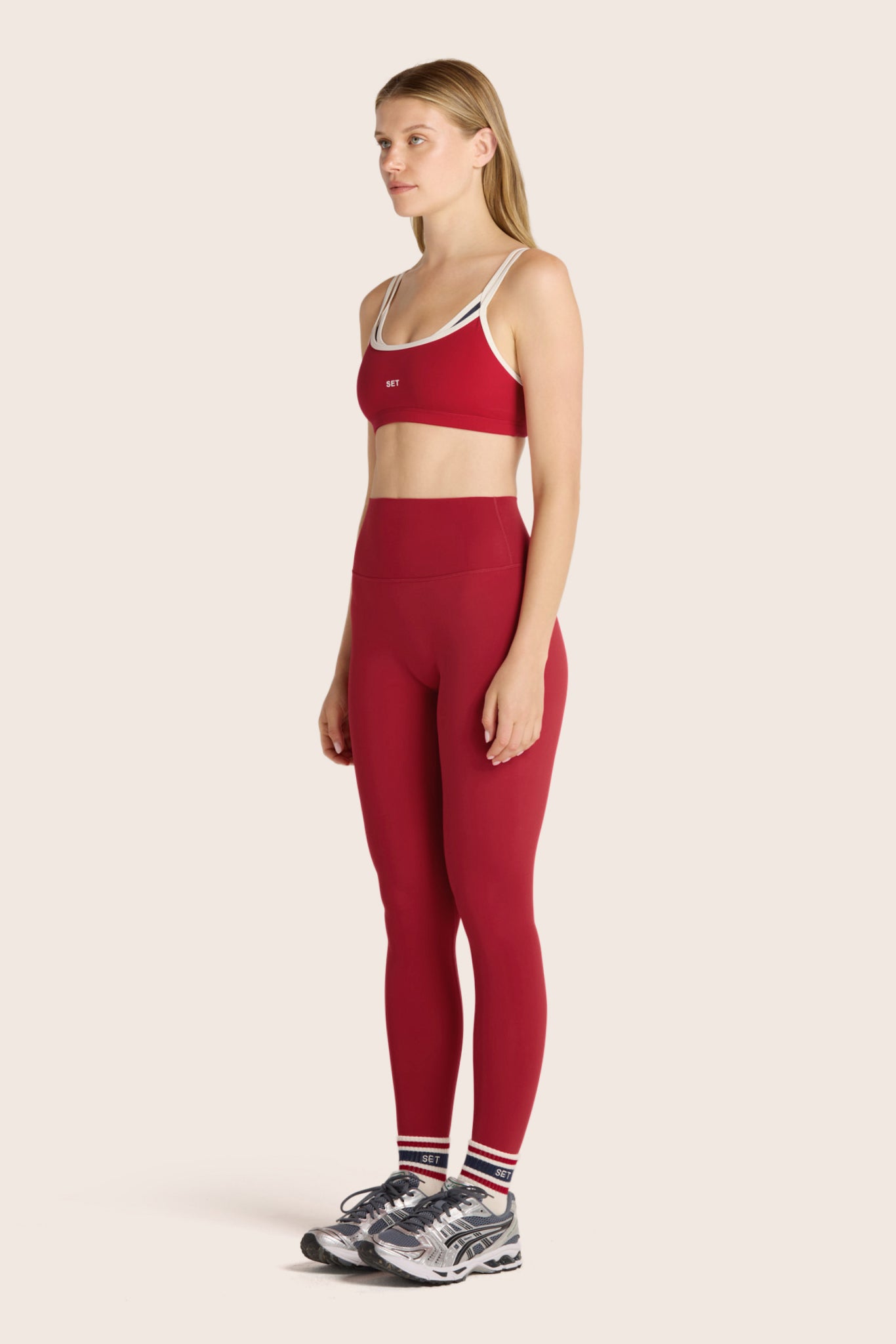 AIRLUXE BREATHE LAYERED MOVE BRA - LADYBUG - Image 7