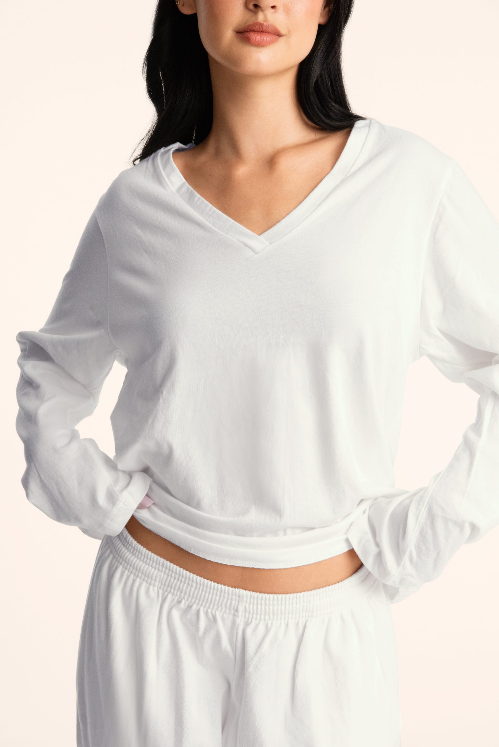 CLASSIC COTTON DAILY PARKE V-NECK LONG SLEEVE - SEASHELL - Image 4
