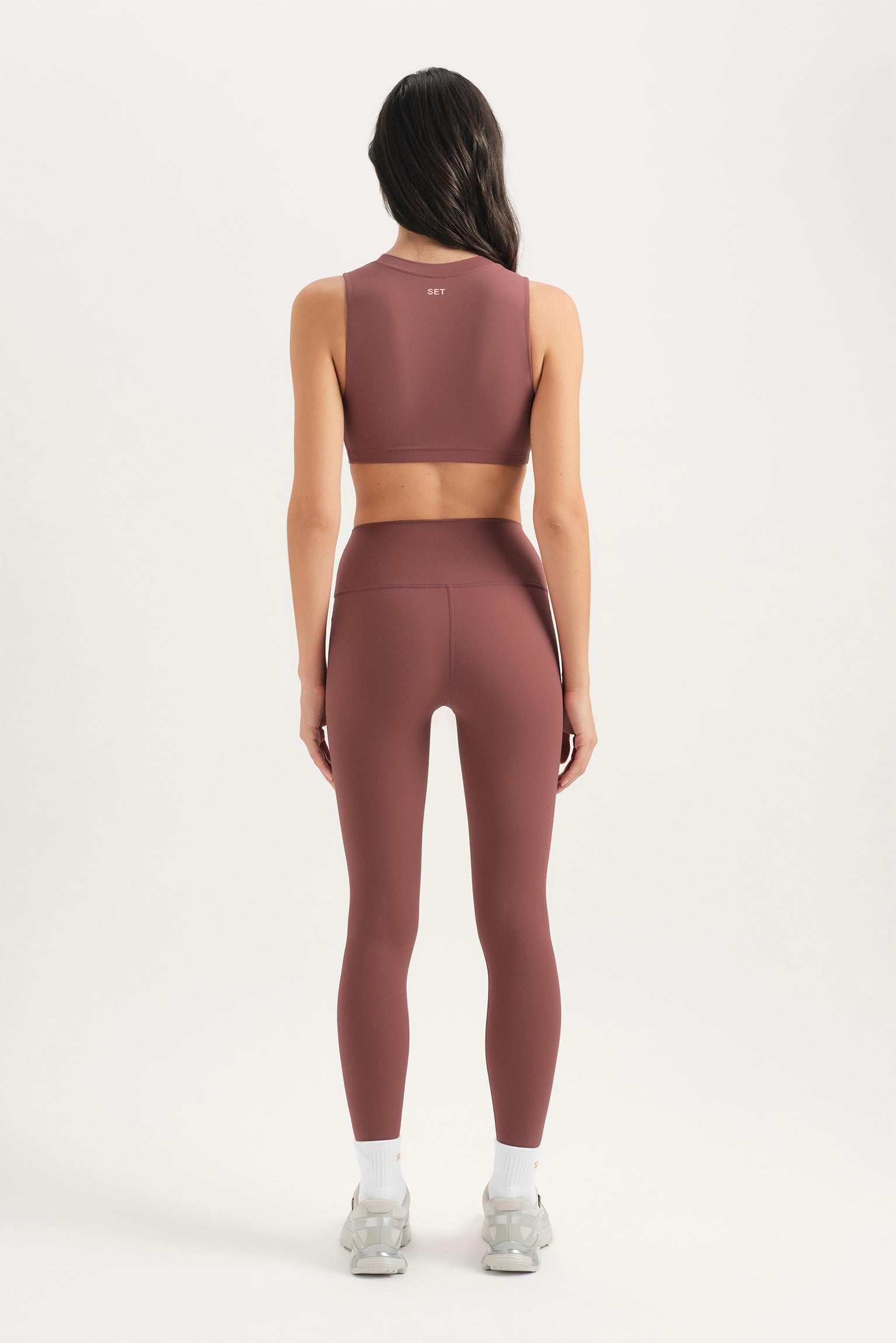 AIRLUXE BREATHE CROP LEAN BRA - EMBER - Image 4