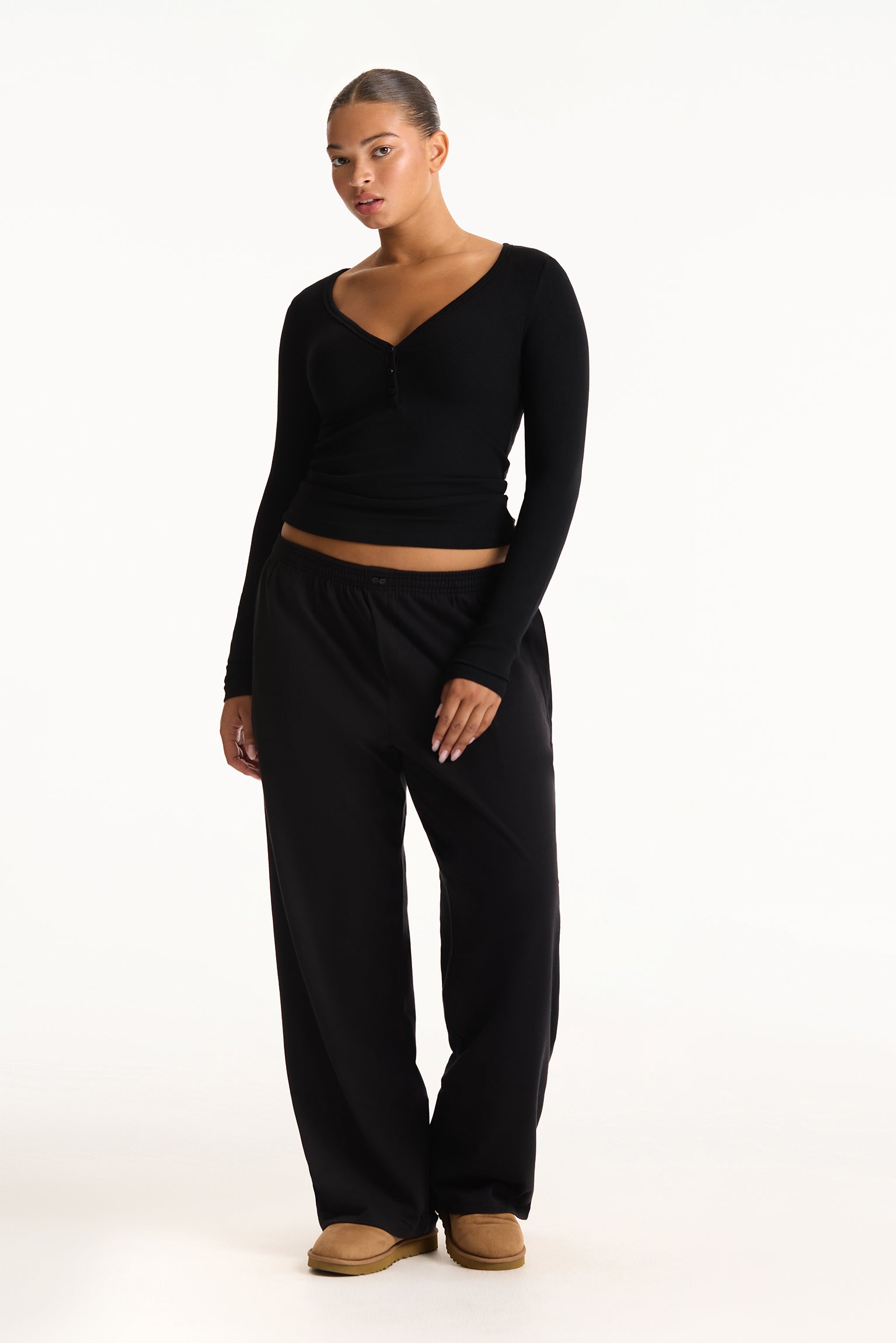 RIBBED MODAL BODY HENLEY - ONYX - Image 3