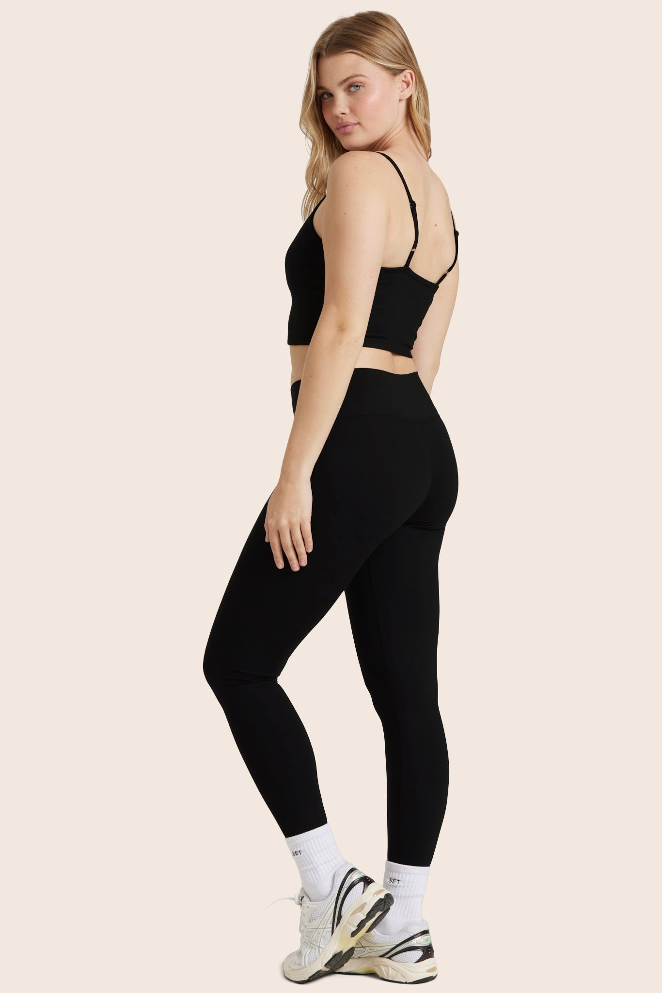FORMCLOUD® CLOUD MID-RISE LEGGINGS - ONYX 1.0 - Image 3